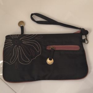Travelon Brown Wristlet